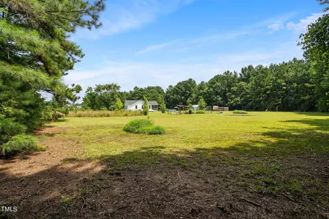 402 Lucas Rd, Dunn, NC 28334 photo 38