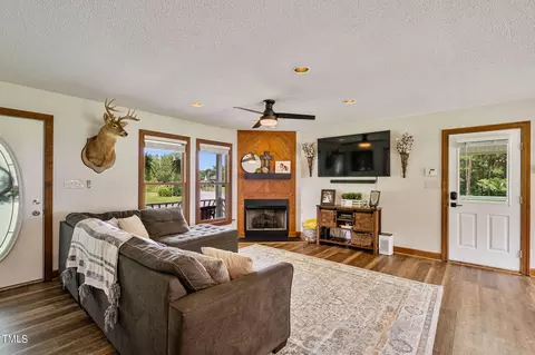 402 Lucas Rd, Dunn, NC 28334 photo 7
