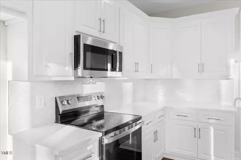 5027 Willows Edge Dr, Sims, NC 27880 photo 4