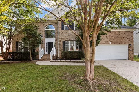 8316 Shiloh Creek Ct, Raleigh, NC 27616