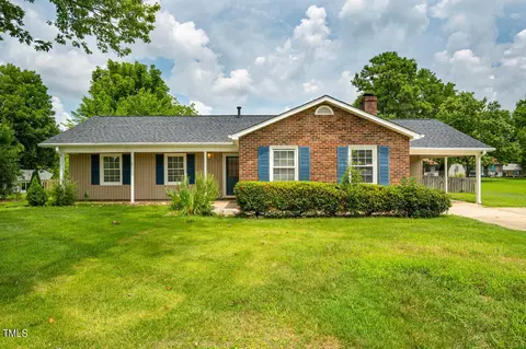 109 Orange Dr, Elon, NC 27244