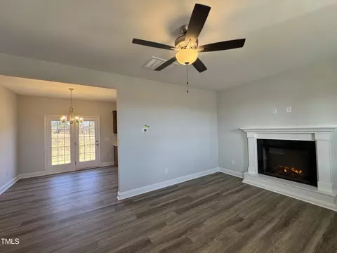 97 Mapledale Ct, Benson, NC 27504 photo 5