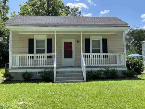 403 E 405 E Saint James St, Tarboro, NC 27886