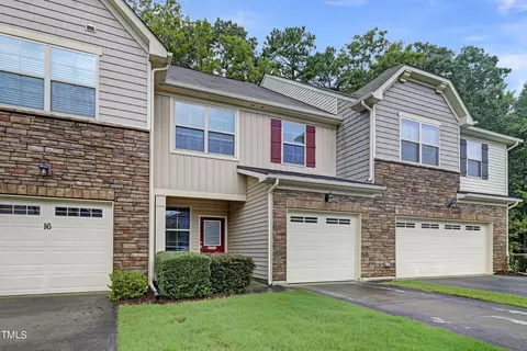 14 Intuition Cir, Durham, NC 27705 photo 2