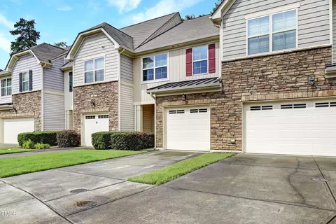 14 Intuition Cir, Durham, NC 27705 photo 3