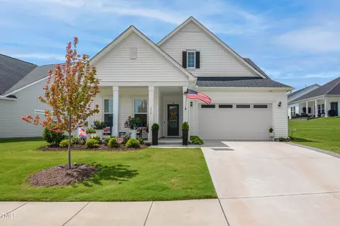 113 Lighthaven Ln, Clayton, NC 27527