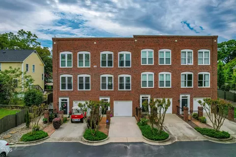 701 W Lane St #102, Raleigh, NC 27603