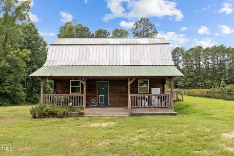 124 King Rd, Castalia, NC 27816