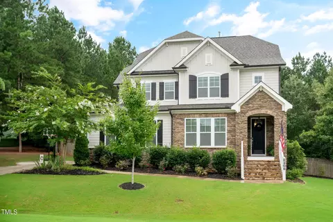 2205 Honeycrisp Ct, Apex, NC 27539