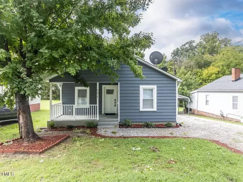 121 Clayton St, Roxboro, NC 27573
