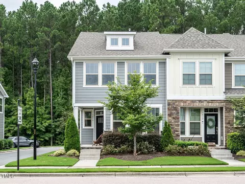 1416 Elk Falls Dr, Wendell, NC 27591
