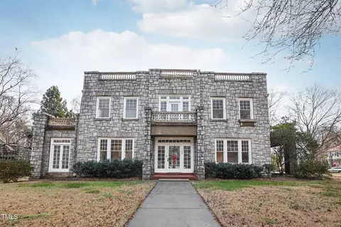 728 W Davis St, Burlington, NC 27215