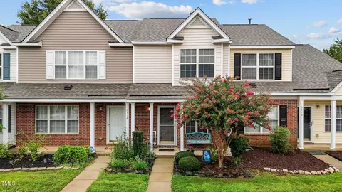 6312 Sweetbay Dr, Whitsett, NC 27377