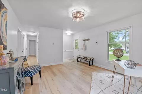 5805 Shamrock Rd, Durham, NC 27713 photo 2