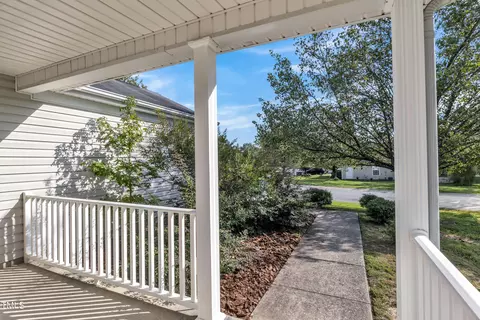 2 Evanwald Ct, Durham, NC 27703 photo 5