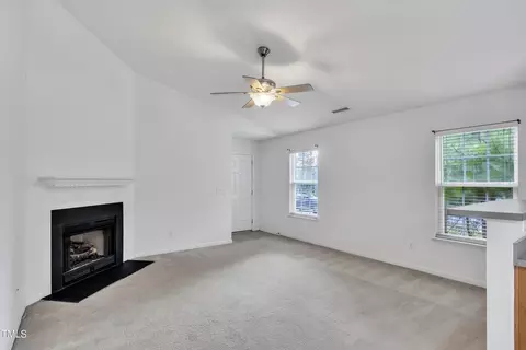 2 Evanwald Ct, Durham, NC 27703 photo 8