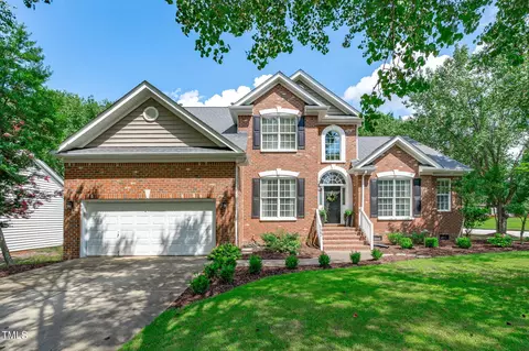 100 Joseph Pond Ln, Cary, NC 27519