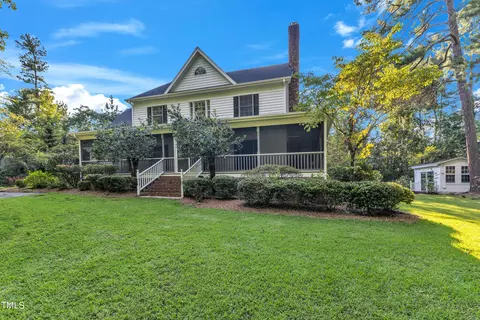 2055 Fernwood Way, Henderson, NC 27536