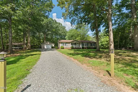 3775 Michael Dr, Haw River, NC 27258