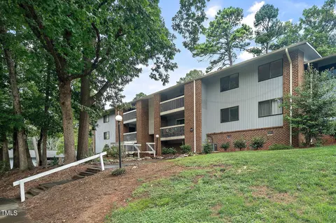 1008 Sandlin Pl #G, Raleigh, NC 27606