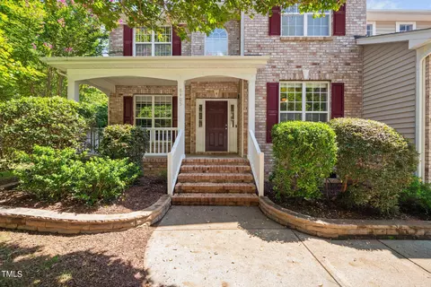 8405 Dunnington Cir, Raleigh, NC 27613