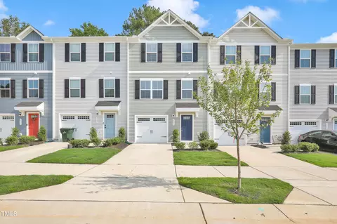 5919 River Landings Dr, Raleigh, NC 27616