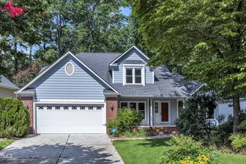 207 Greensview Dr, Cary, NC 27518