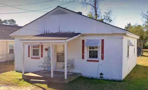 508 E Canary St, Dunn, NC 28334 photo 1