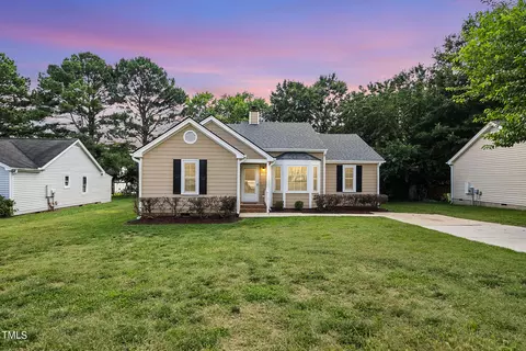 3516 Lytham Pl, Raleigh, NC 27604