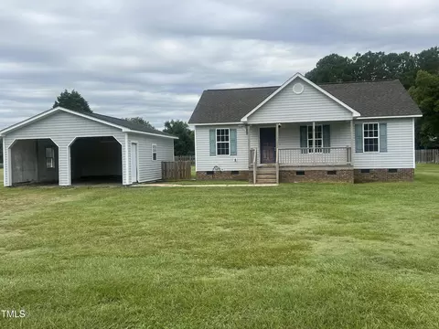 375 Wildwood Ln, Smithfield, NC 27577