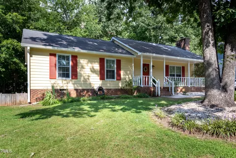 110 Hawks Nest Ct, Cary, NC 27513