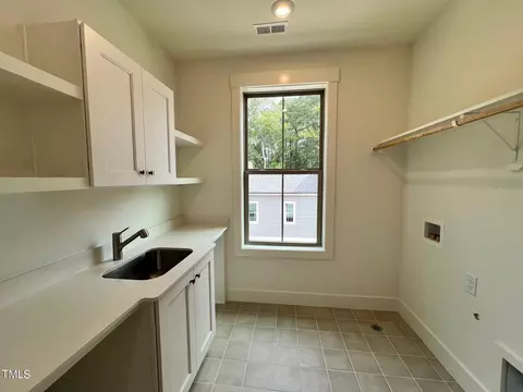 1012 Whitehall Cir, Durham, NC 27713 photo 31