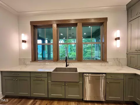 1012 Whitehall Cir, Durham, NC 27713 photo 13