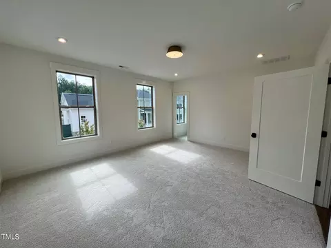 1012 Whitehall Cir, Durham, NC 27713 photo 22