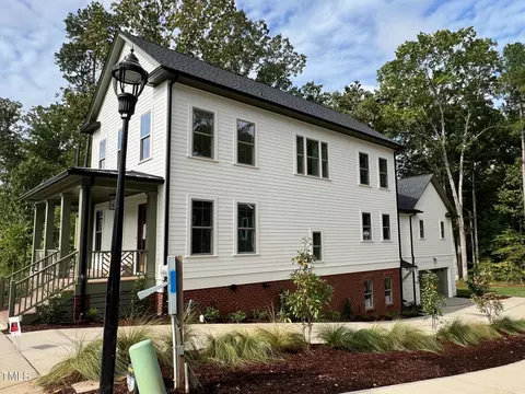 1012 Whitehall Cir, Durham, NC 27713 photo 3