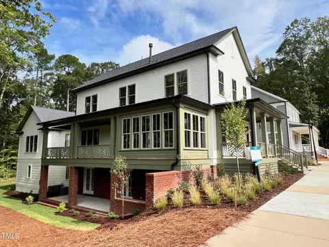 1012 Whitehall Cir, Durham, NC 27713 photo 2
