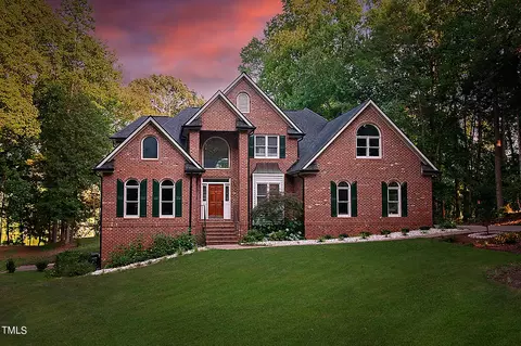 5413 Lake Edge Dr, Holly Springs, NC 27540