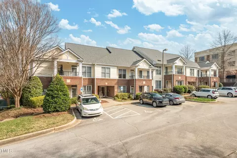 104 Fountain Ridge Pl, Holly Springs, NC 27540