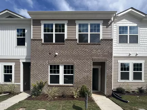 2012 Glen Crossing Dr, Durham, NC 27704