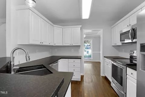 101 Pine Mill Ln, Apex, NC 27502 photo 13