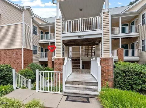 1123 Glenolden Ct #106, Cary, NC 27513
