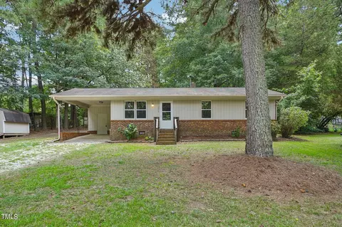 1316 Carroll Heights Rd, Zebulon, NC 27597