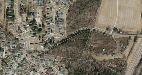 1106 Water St, Henderson, NC 27536