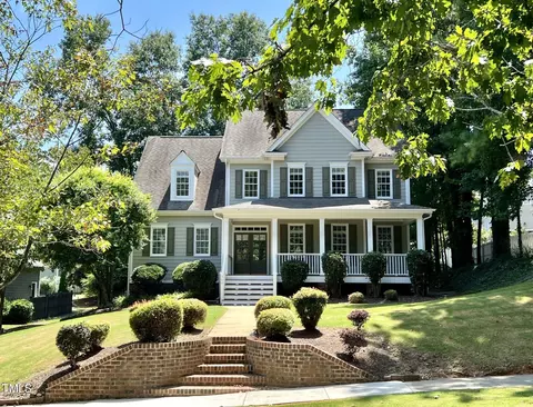 309 Crossway Ln, Holly Springs, NC 27540