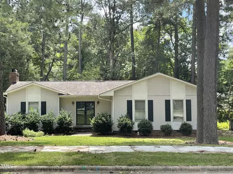 201 Dundalk Way, Cary, NC 27511