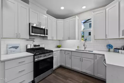 Kitchen - 301 End Ave, Durham, NC 27703 photo 1 of 4