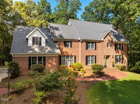 120 Redbud Ln, Chapel Hill, NC 27514