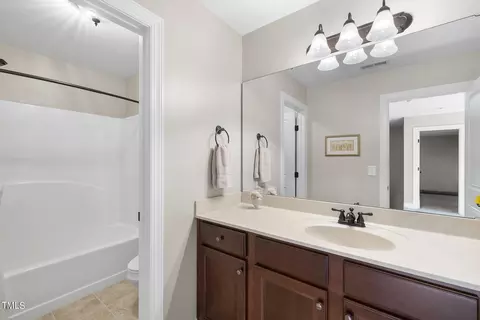 Bath - 604 Canvas Dr, Wake Forest, NC 27587 photo 3 of 3