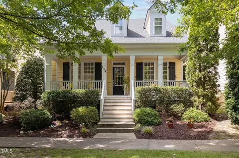 116 Amberglen Ln, Holly Springs, NC 27540