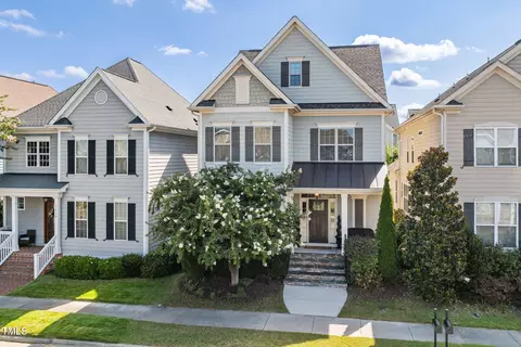 1216 Sand Pine Dr, Cary, NC 27519